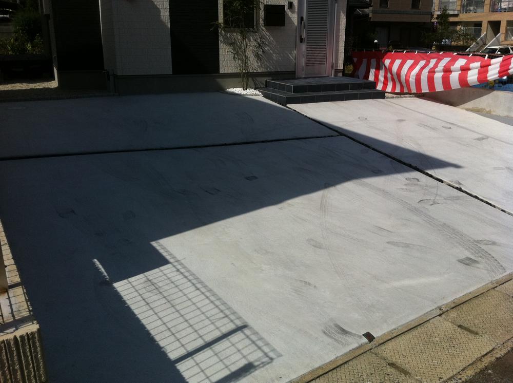 Local photos, including front road