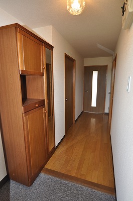 Entrance. Entrance hall