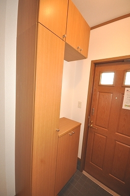 Entrance. Interior photo isomorphic inverted image. Current state priority. 