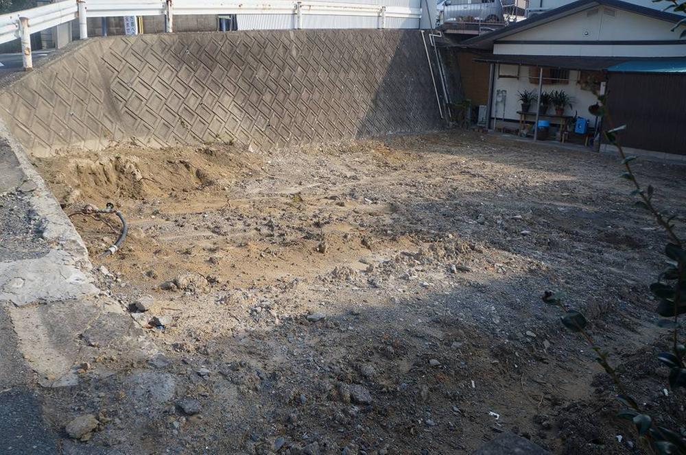 Local land photo. Local (10 May 2013) Shooting