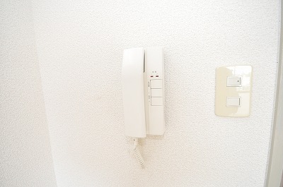 Security. Auto with lock