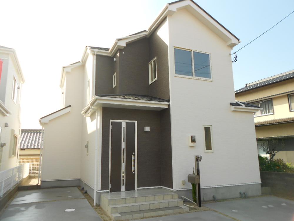 Local appearance photo