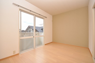 Other room space. You are using the accent Cross. 