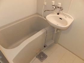 Bath. With bathroom dryer