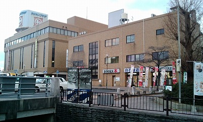 Supermarket. 1000m until Maruwa Orio store (Super)