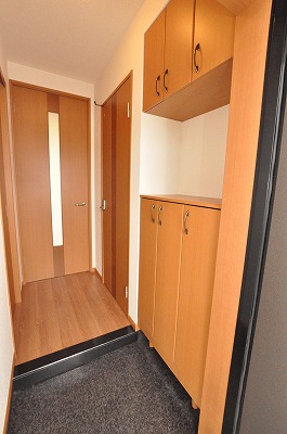 Entrance. It is larger shoe box