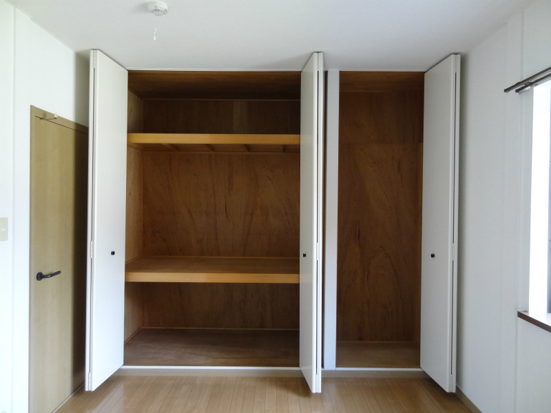 Other room space. Receipt