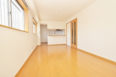 Living and room. Day is good.