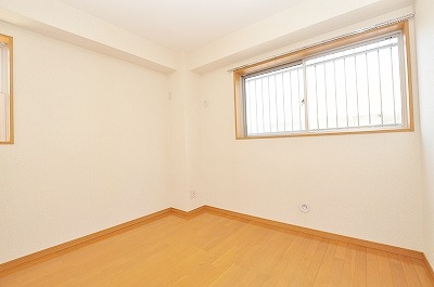 Other room space. There is also housed in the bedroom