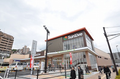 Supermarket. Sanribu Kurosaki to the store (supermarket) 130m