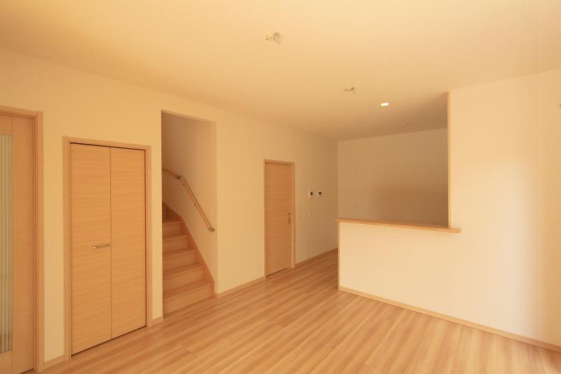 Living. 2013 November 5 shooting