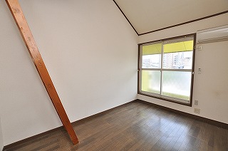 Living and room. Western-style 6 Pledge (air-conditioned)