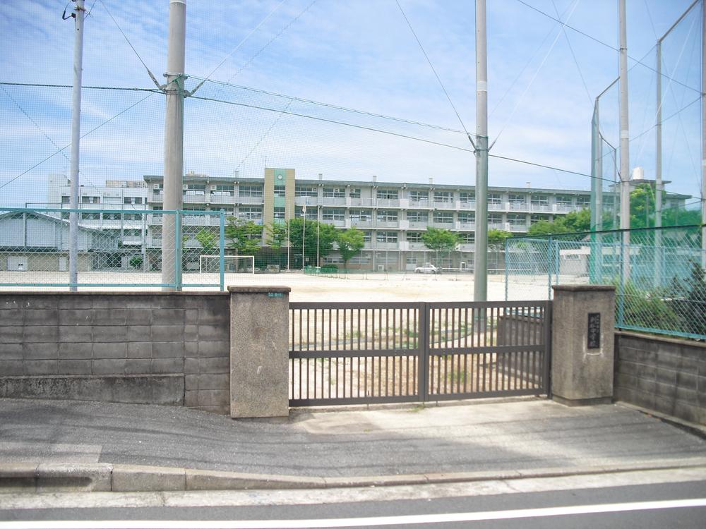 Junior high school. Kitakyushu Norimatsu 1140m until junior high school