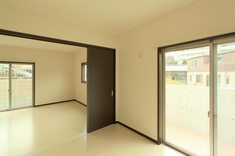 Non-living room. 2013 October 30, shooting