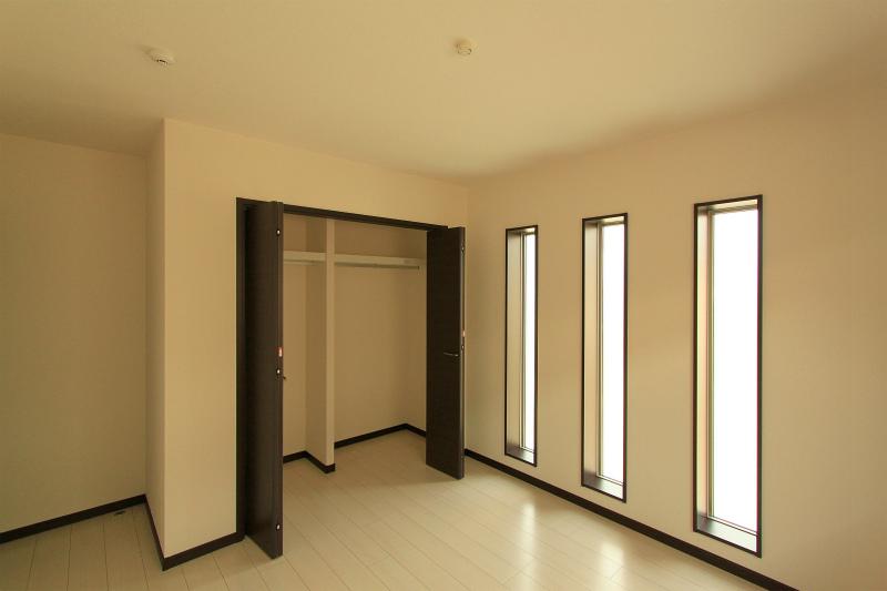 Non-living room. 2013 October 30, shooting