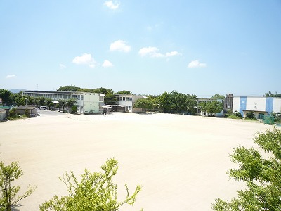 Junior high school. Kitakyushu 2600m until Jozu Auditor junior high school (school district) (junior high school)