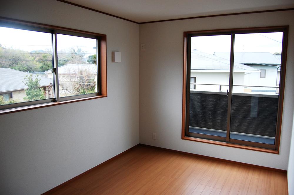 Same specifications photos (Other introspection)