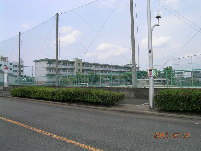 Junior high school. 1097m to Kitakyushu Norimatsu junior high school (junior high school)