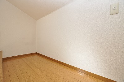 Other room space. loft