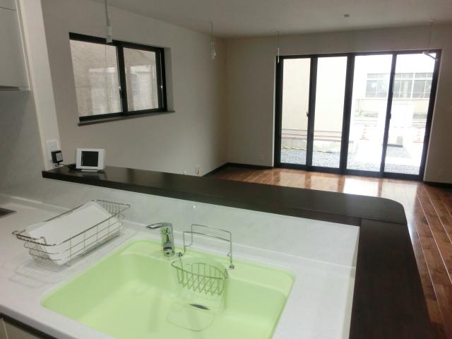 Living. View of the kitchen over