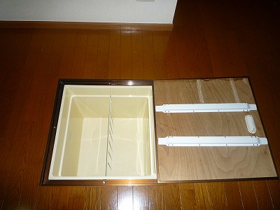 Other Equipment. Underfloor Storage