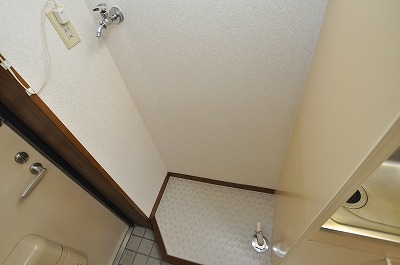 Other Equipment. Washing machine storage is indoor