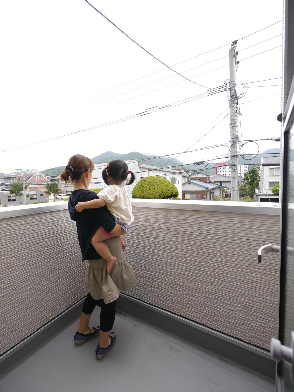 Balcony. Local (September 2013) Shooting