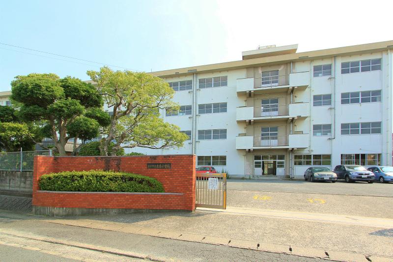 Primary school. Mitsusada until elementary school 2588m