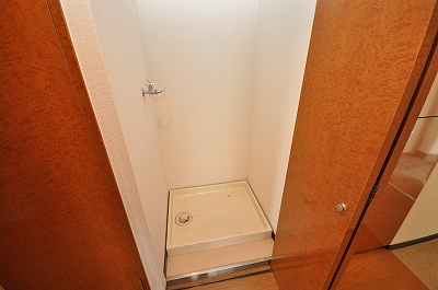 Other Equipment. Indoor Laundry Storage