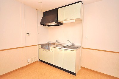 Kitchen. The kitchen is you can use the gas stove ※ Door repair in ☆