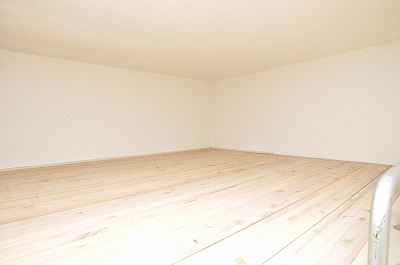 Other room space. There and with a convenient loft