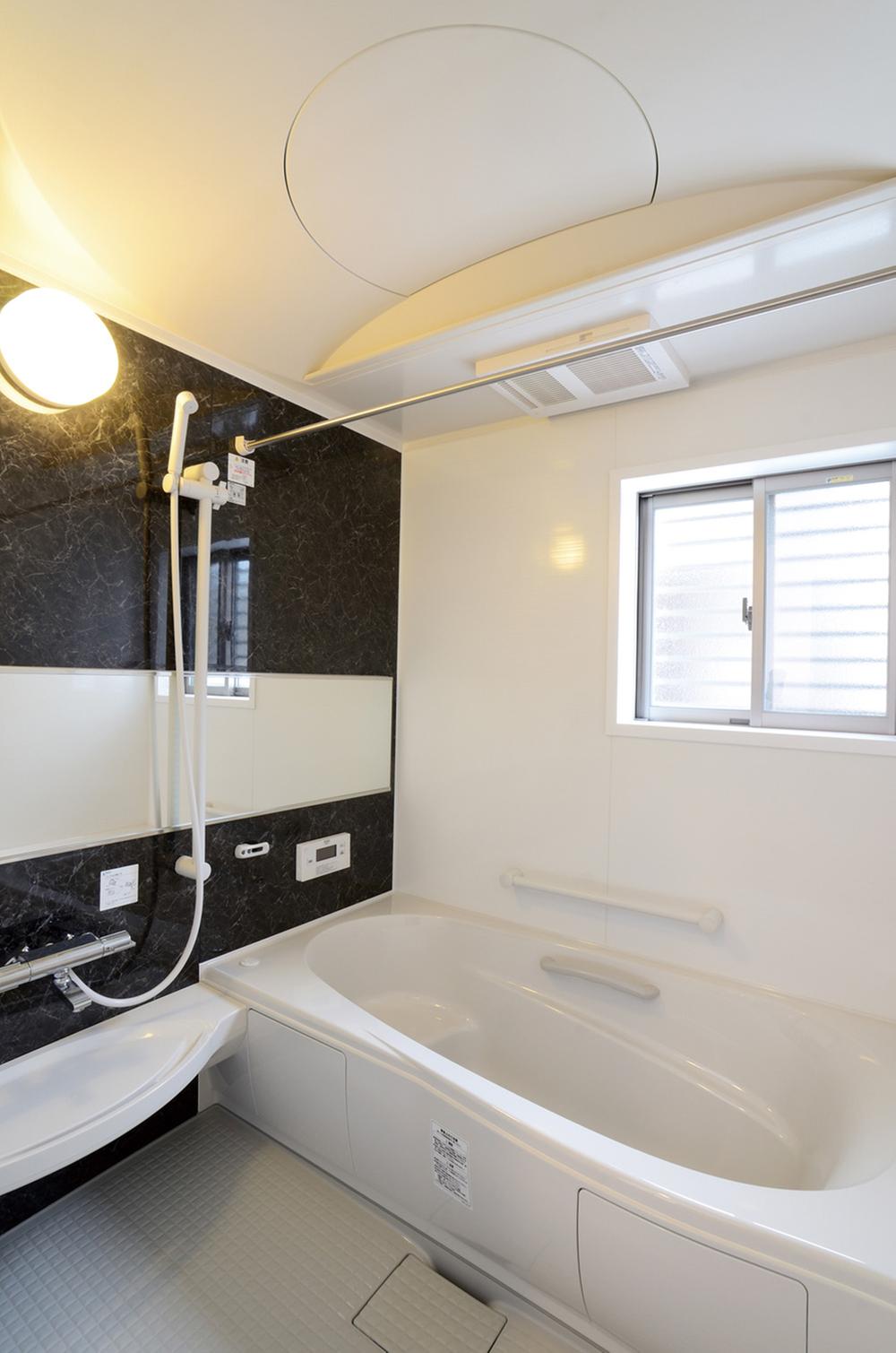 Bathroom. Spacious 1 pyeong type With bathroom dryer