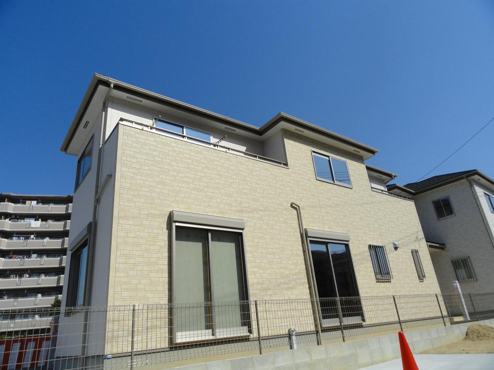 Local appearance photo. The photograph is the same type