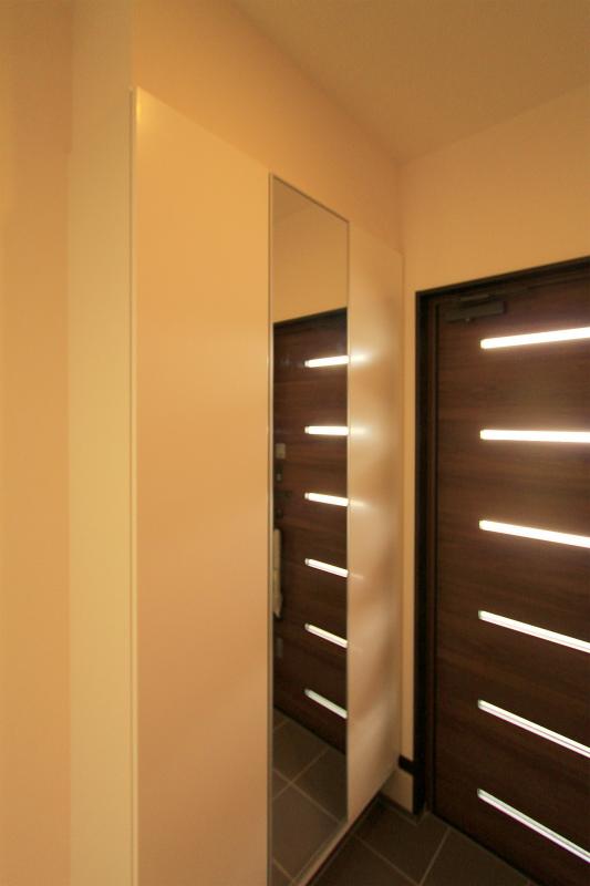 Entrance. 2013 September 20 shooting