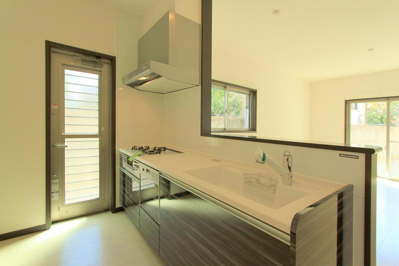 Kitchen. 2013 September 20 shooting