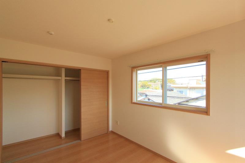 Non-living room. 2013 December 12, shooting