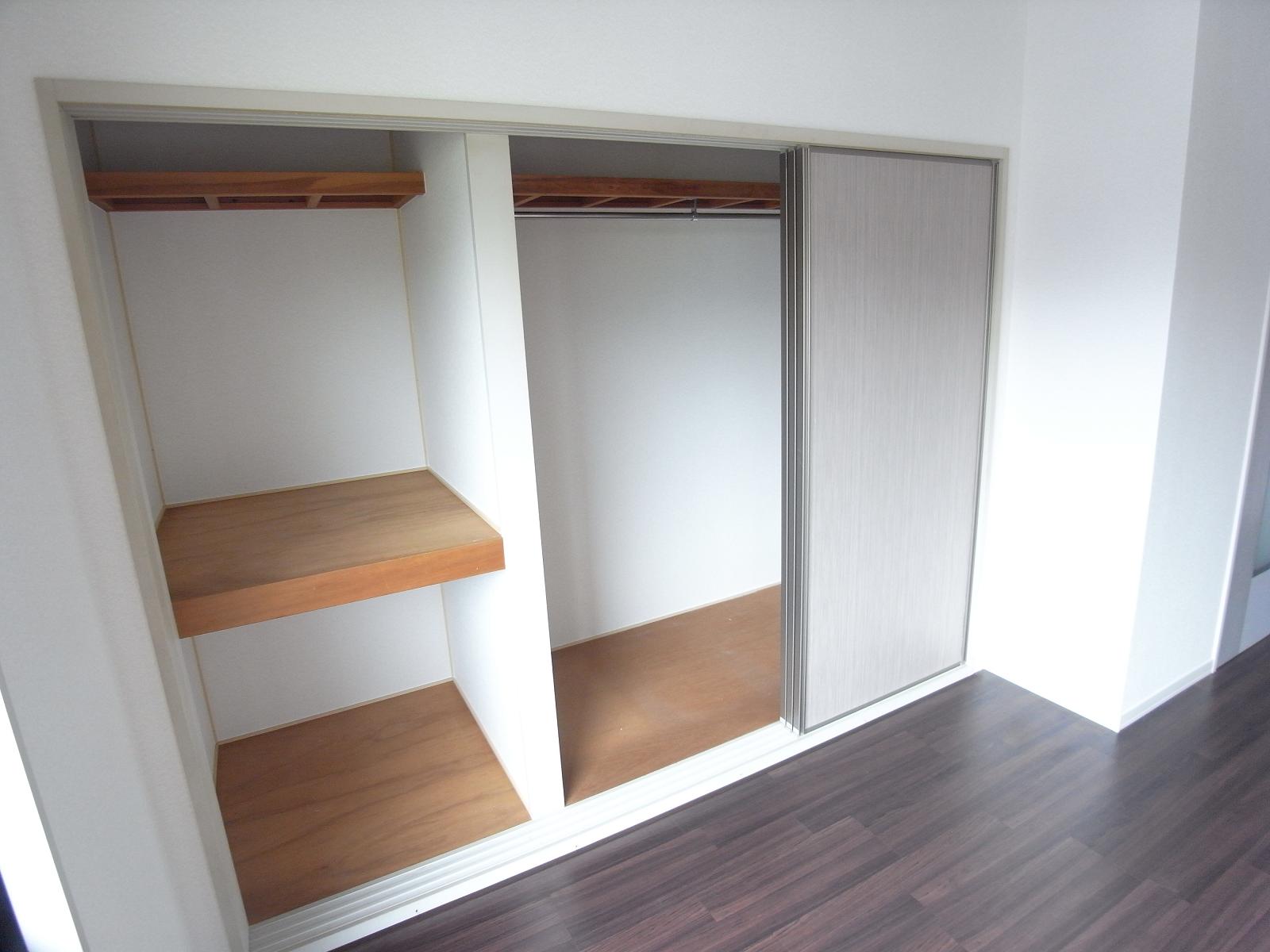 Receipt. LDK storage enters plenty