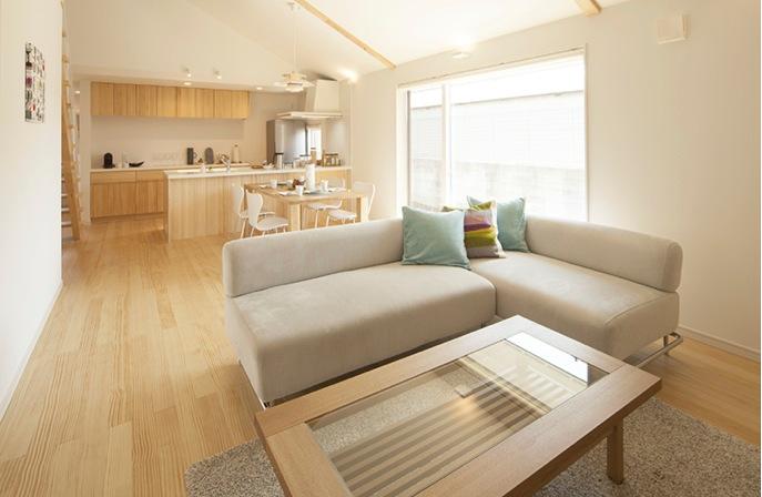 Living. Local (August 2013) Shooting