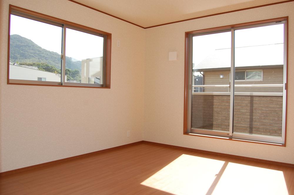 Same specifications photos (Other introspection)