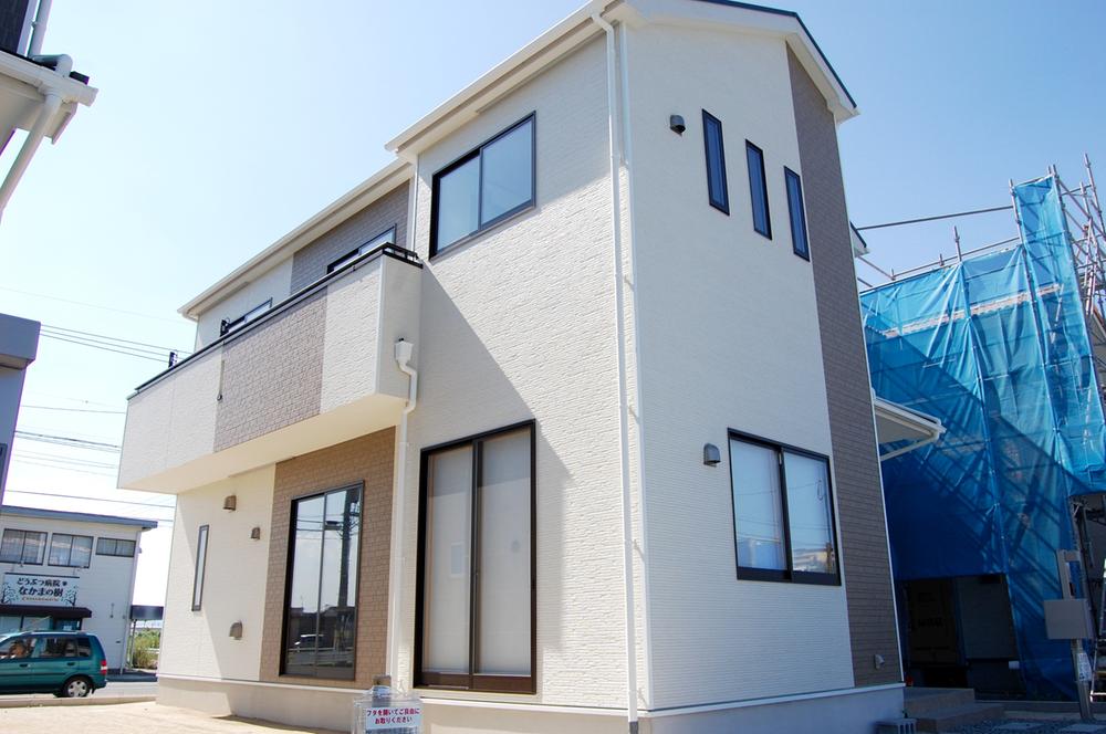 Same specifications photos (appearance)