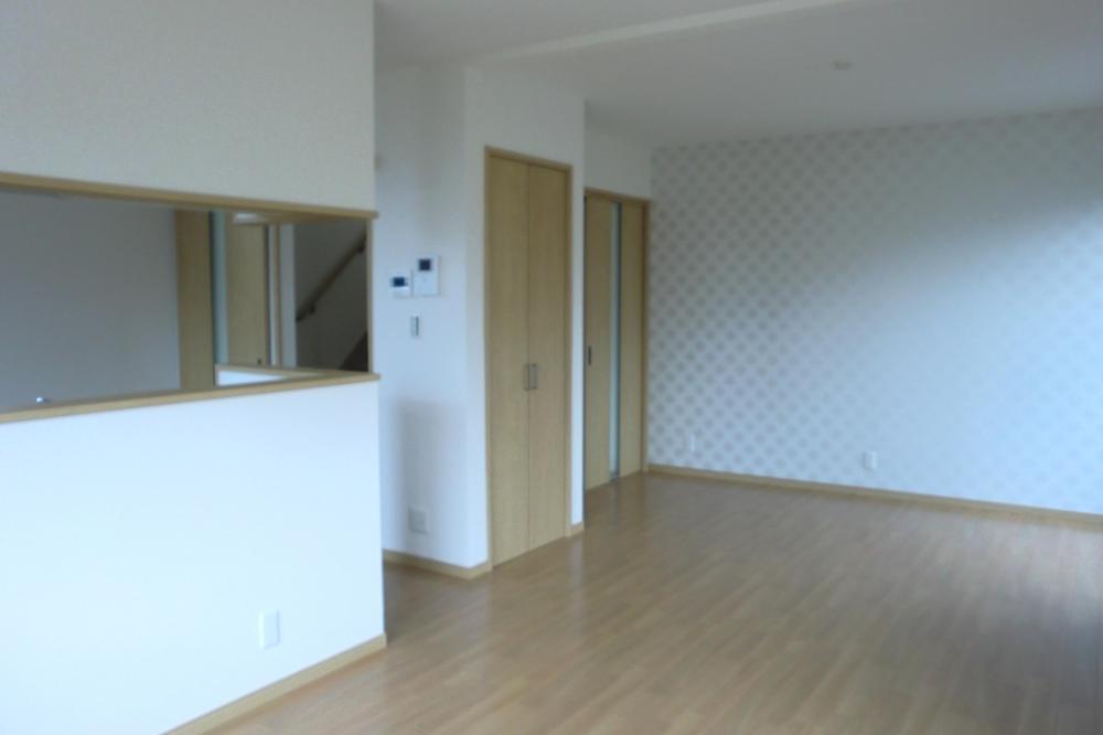 Living. 17.2 Pledge of LDK