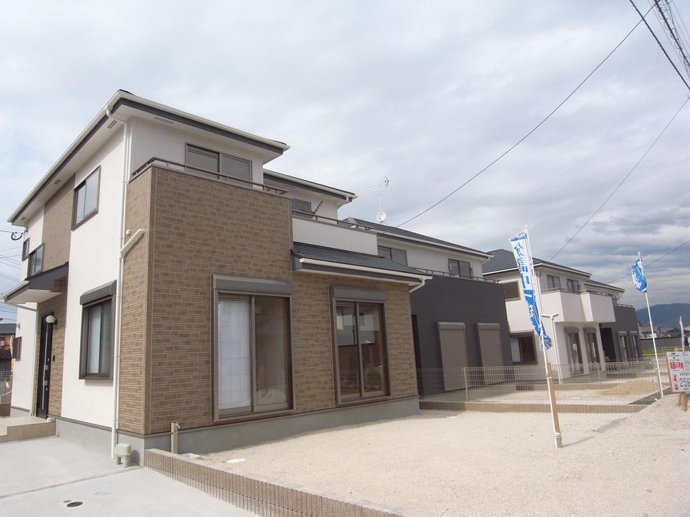 Same specifications photos (appearance). Same specifications