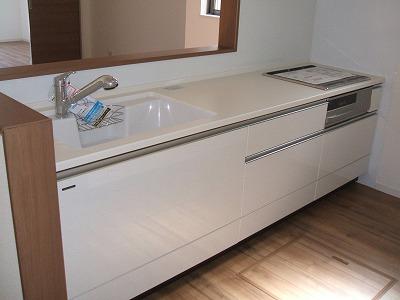 Same specifications photo (kitchen). Same specifications