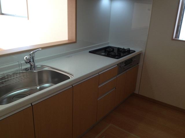 Same specifications photo (kitchen). Same specification kitchen