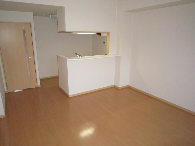 Living and room. Counter Kitchen ☆ 