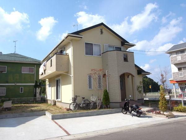 Sale already cityscape photo