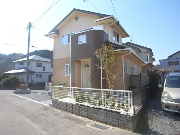 Sale already cityscape photo. Sale already the city average