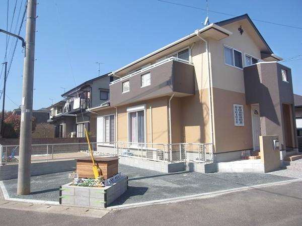 Sale already cityscape photo. Sale already the city average