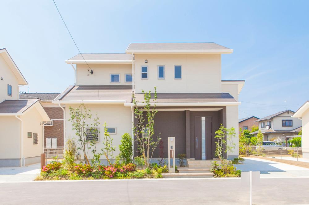 No. 7 model building appearance (local 2013 May shooting)