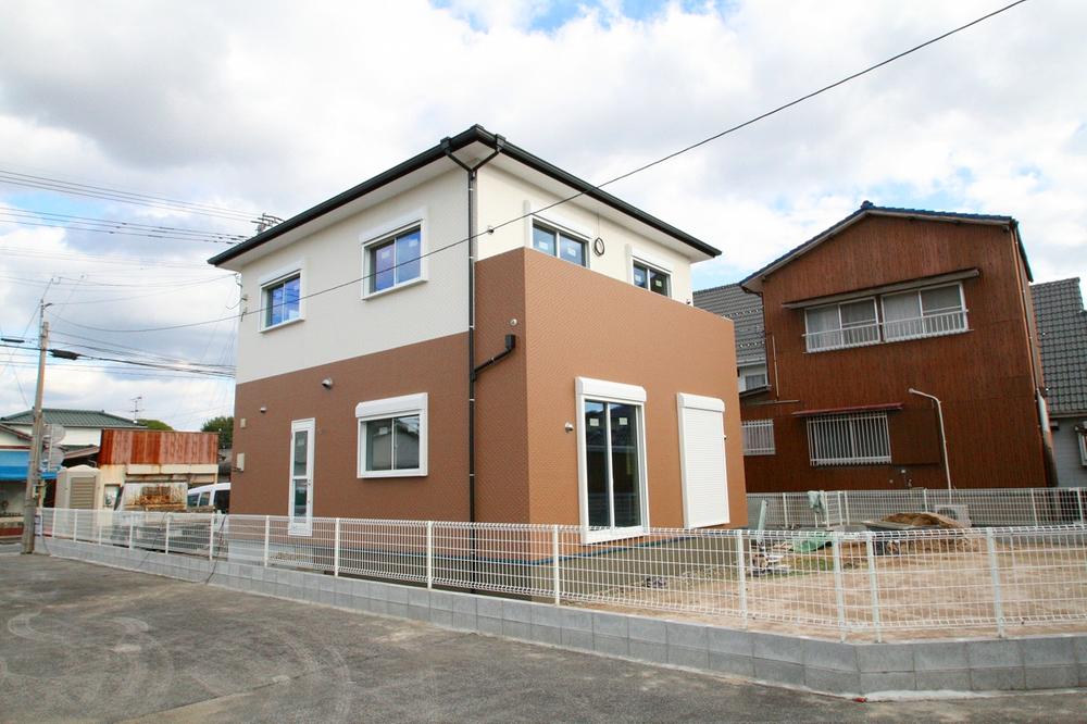 Local appearance photo